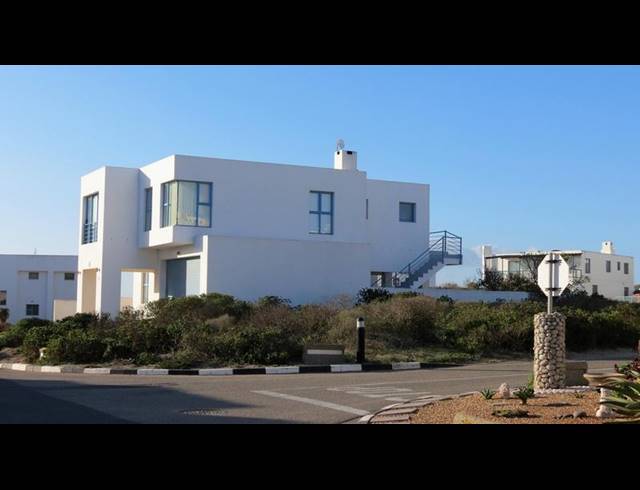 LAND FOR SALE IN PARADISE BEACH